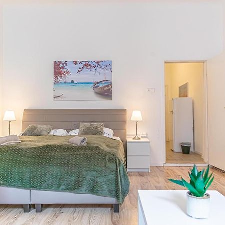 Appartement Budget-Friendly 2Br Apt With Great Location à Vienne Extérieur photo