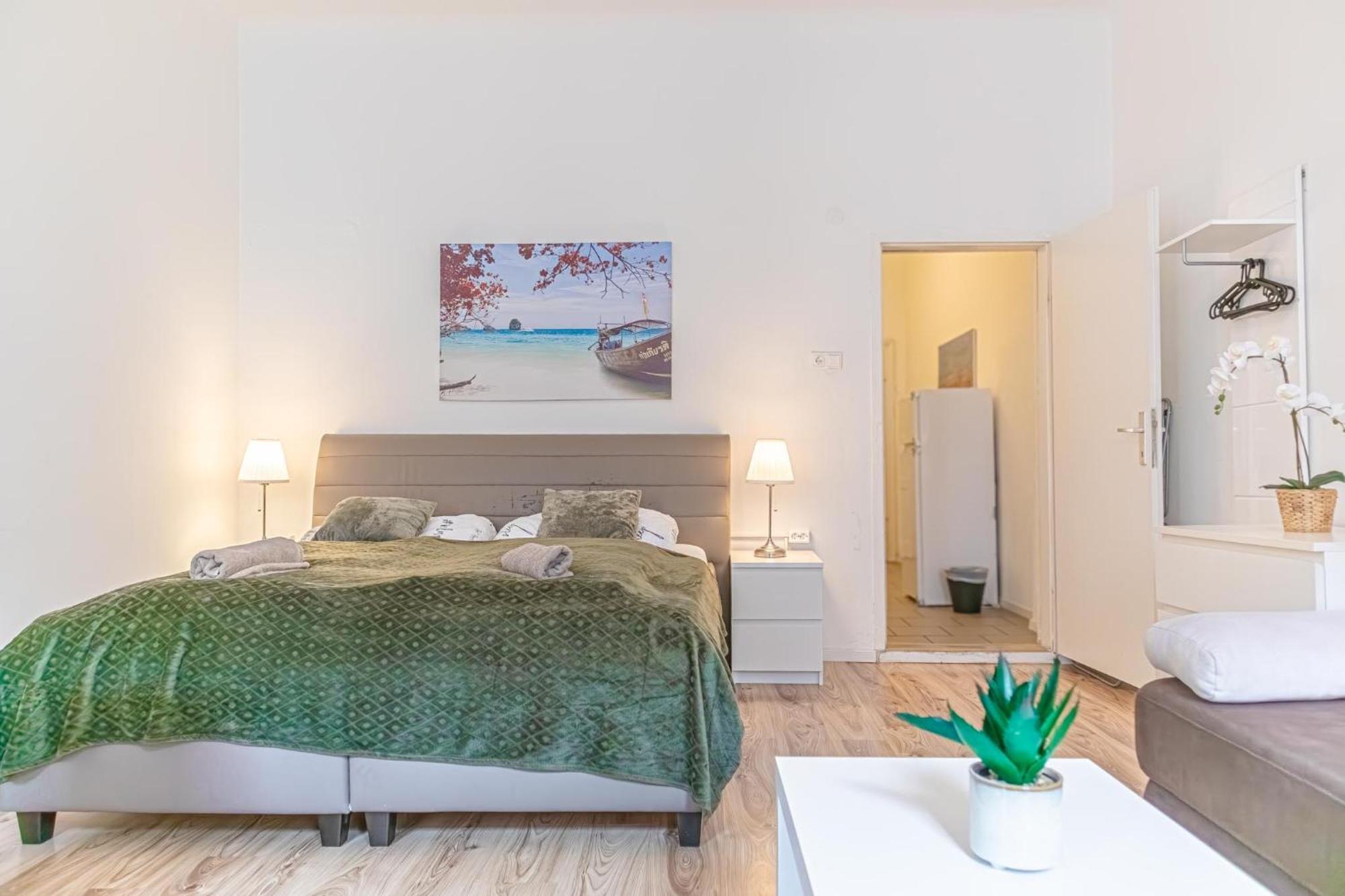 Appartement Budget-Friendly 2Br Apt With Great Location à Vienne Extérieur photo